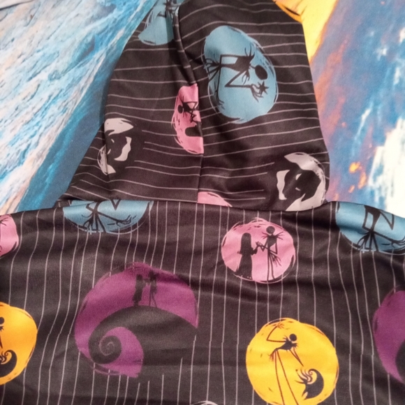 The Nightmare Before Christmas Hoodie Large. Design on front and back.(yes #2). - Picture 4 of 7